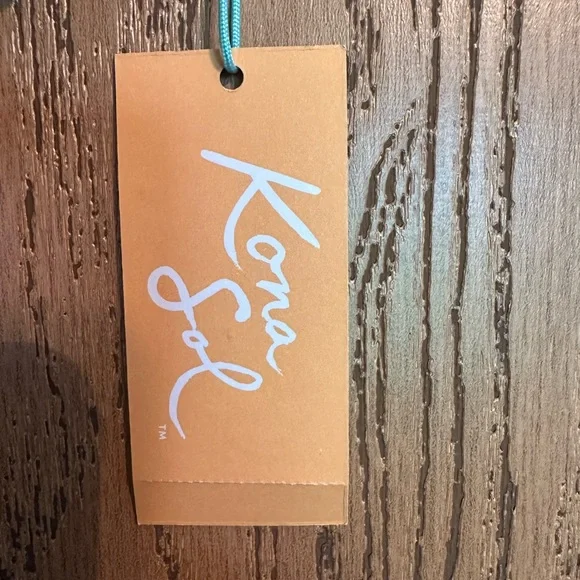 Women’s swim top - Picture 4 of 4